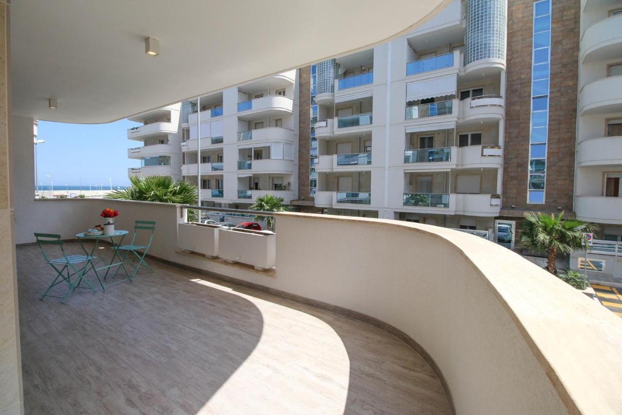 Whitehouse- Monopoli Exterior foto